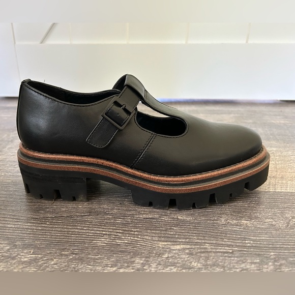 Kork Vega Women's Chunky Mary Jane Shoes - Picture 6 of 6